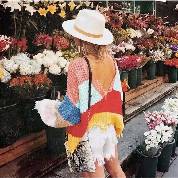 Rainbow sweater - Picture 10 of 15